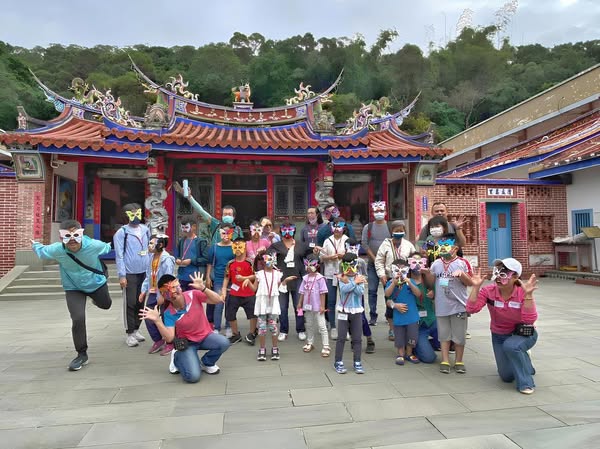 參與學員於清水岩寺合照