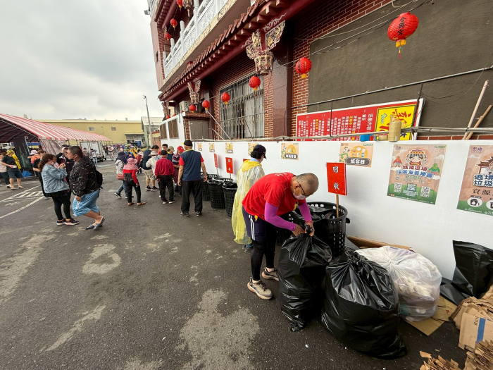 結合宮廟設置資源回收區